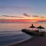 Mintos Luxury * Подстрана