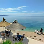 Mintos Luxury * Подстрана