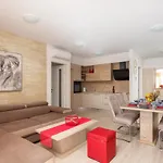 Apartamento Mintos Luxury Podstrana