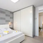 Mintos Luxury * Podstrana