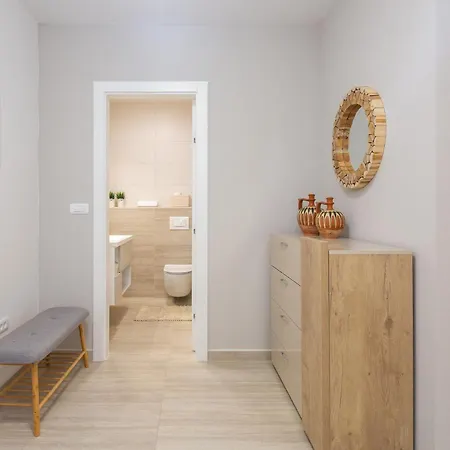 Mintos Luxury * 포드스트라나